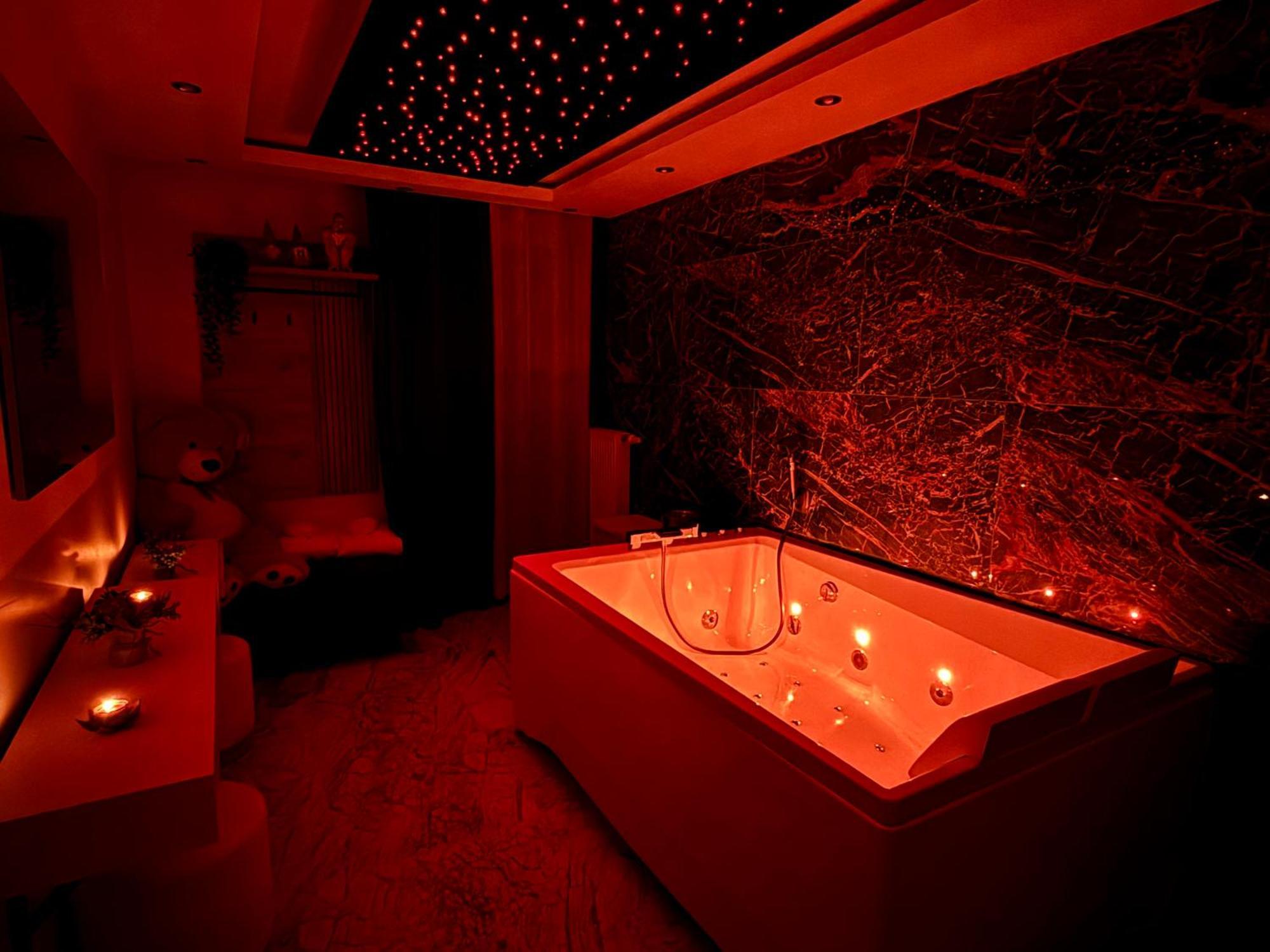 Appartement Neuf Haut Standing - Jacuzzi A Strasbourg Schiltigheim Extérieur photo